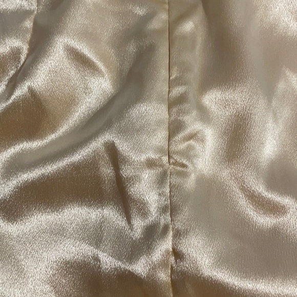 Shimmering gold dress - Picture 3 of 3